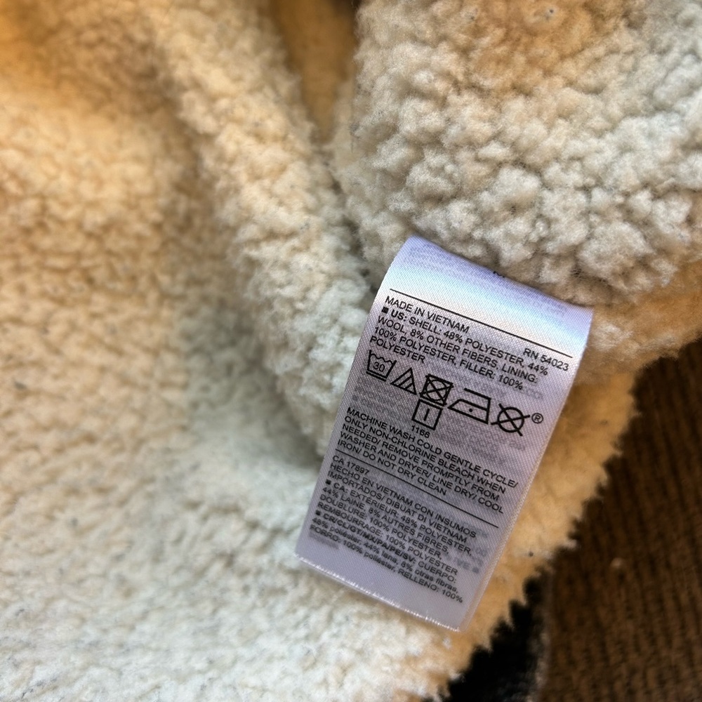 Old Navy Wool and Sherpa Jacket - Picture 4 of 5